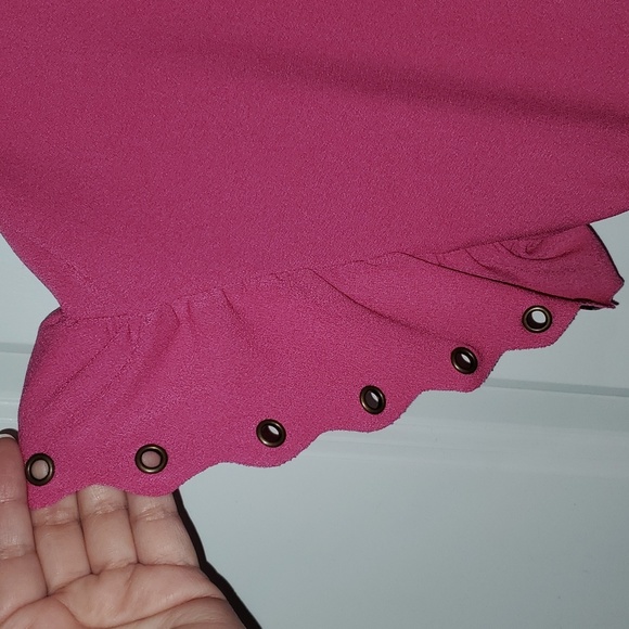 Daisy Fuentes Pink Stretch Top - Picture 6 of 10